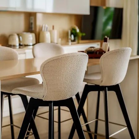 Apartment One80 By Mario